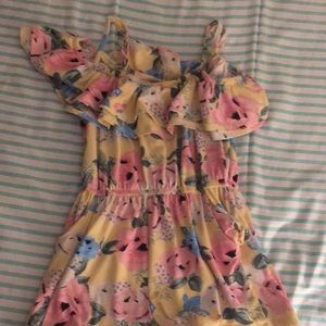 floral one peices romper of shoulder with straps